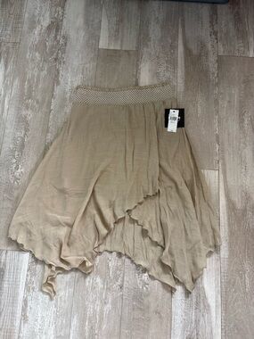 by & by Beige Asymmetrical Handkerchief Hem Skirt